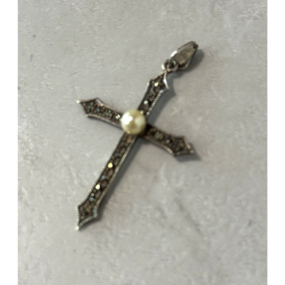 Vintage Sterling Silver Marcasite & Pearl Cross Statement Necklace Pendant 2" - Picture 8 of 8